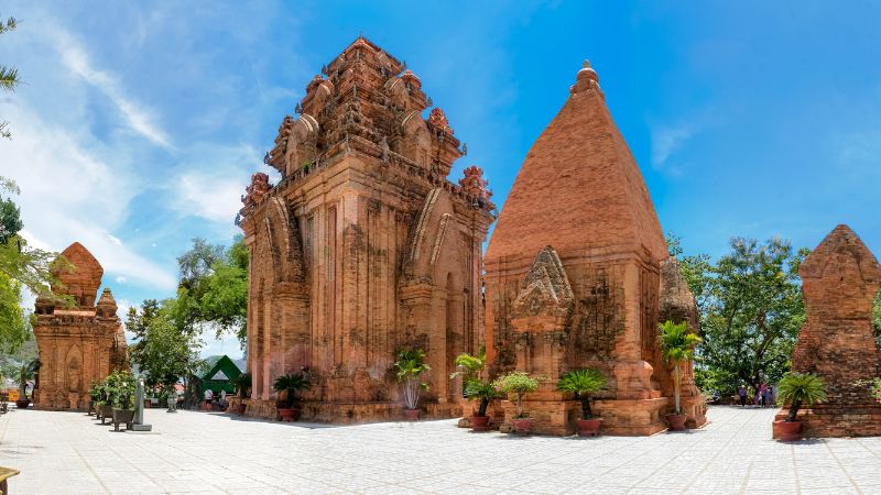 Tháp Bà Ponagar Nha Trang