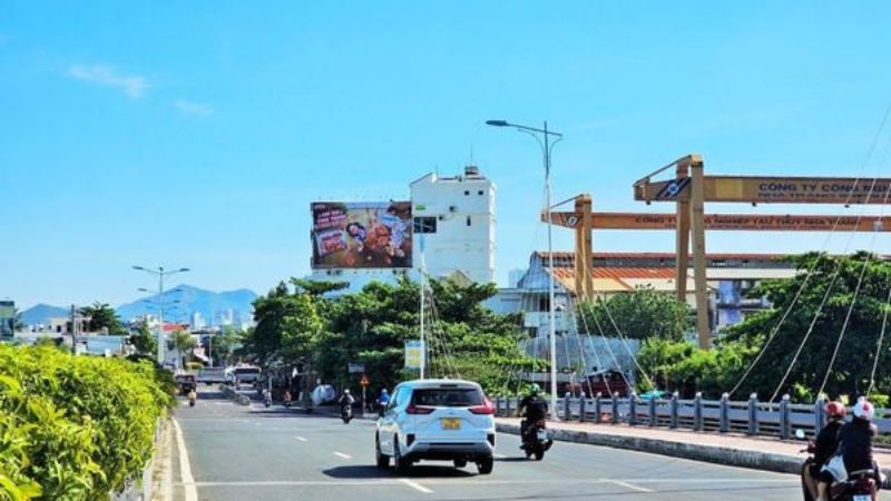 Cầu Bình Tân Nha Trang