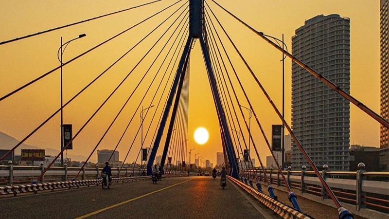 Cầu sông Hàn ở Đà Nẵng