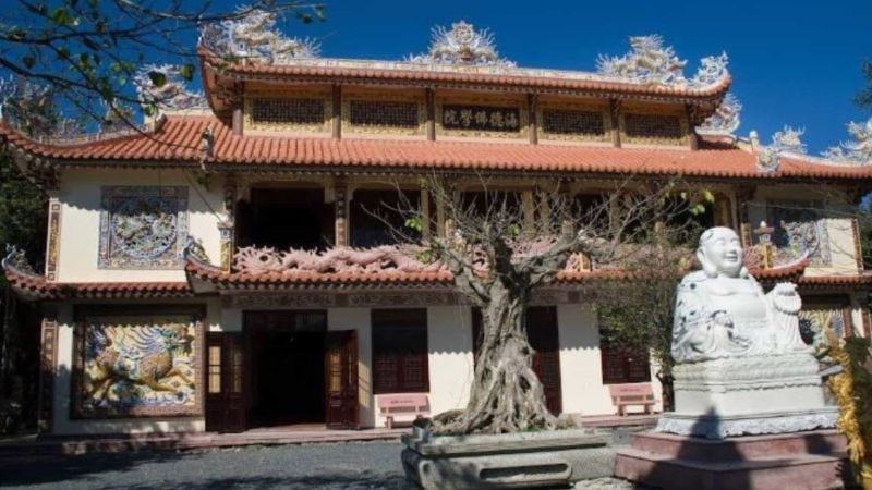 chùa nổi tiếng linh thiêng ở Nha Trang