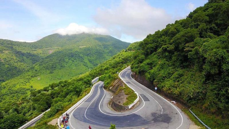 Các Điểm Tham Quan Lân Cận