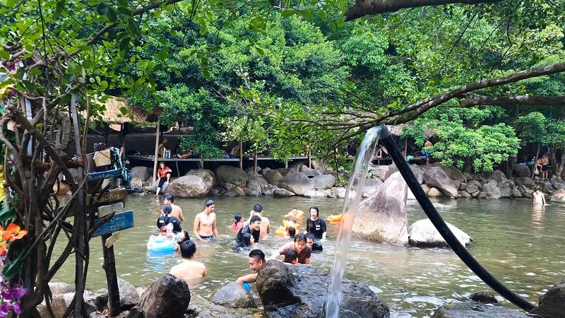 khu du lịch suối lương