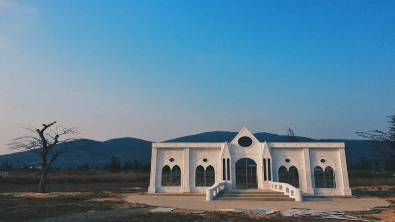 phim trường Thuận Phước Field