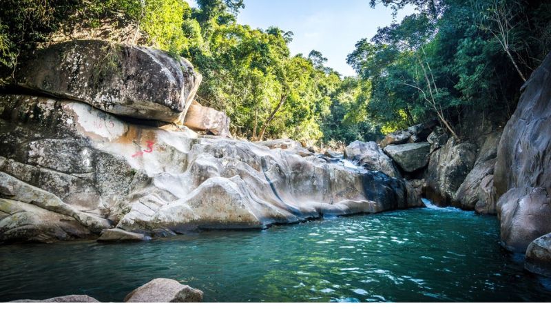 Suối Ba Hồ Ninh Hòa