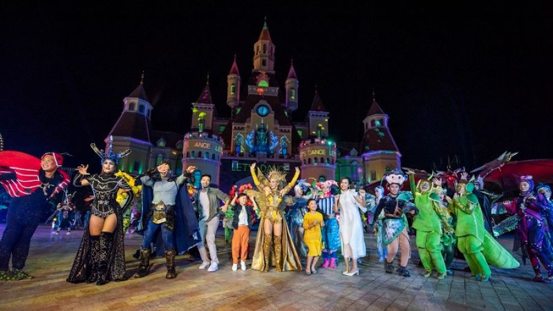 Tata Show tại VinWonders Nha Trang