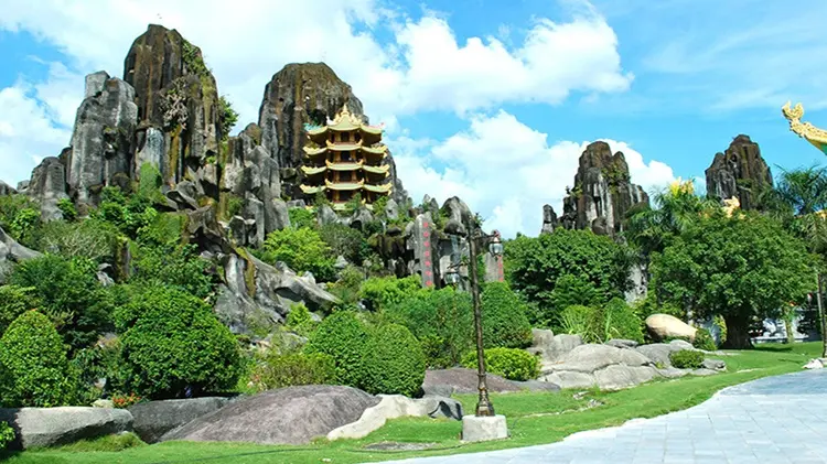 tour 5 ngày 4 đêm Đà Nẵng