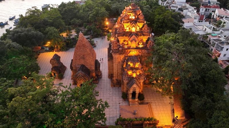 Tháp Bà Ponagar Nha Trang – Kho tàng văn hóa Chăm Pa cổ xưa